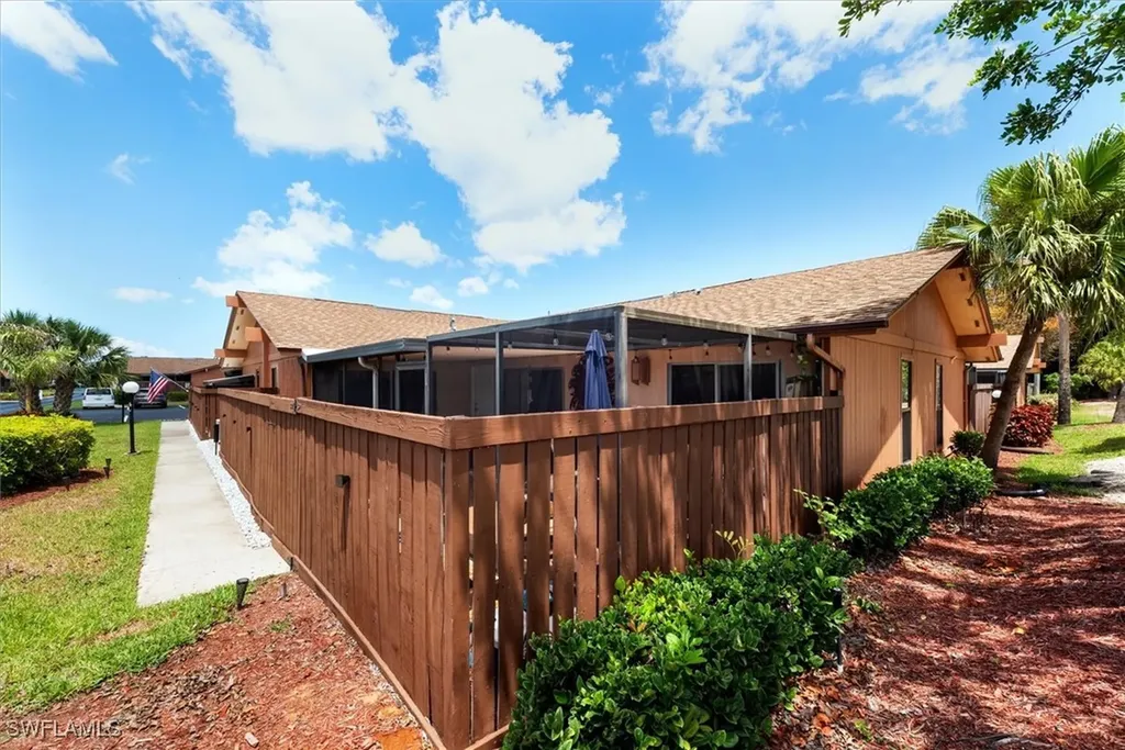 6316 Royal Woods Drive Fort Myers FL 33908