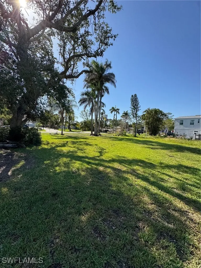 27559 Big Bend Road Bonita Springs FL 34134