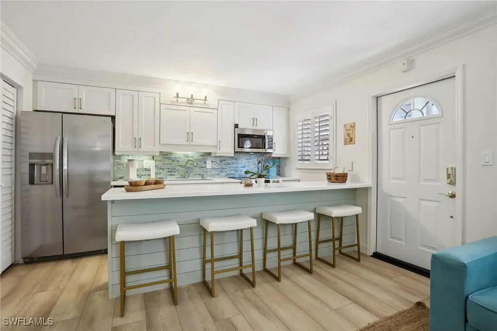 980 7th Avenue S Naples FL 34102