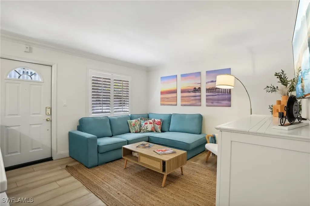 980 7th Avenue S Naples FL 34102