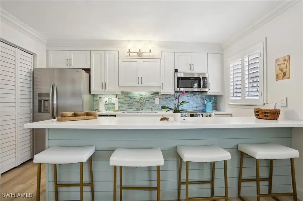 980 7th Avenue S Naples FL 34102