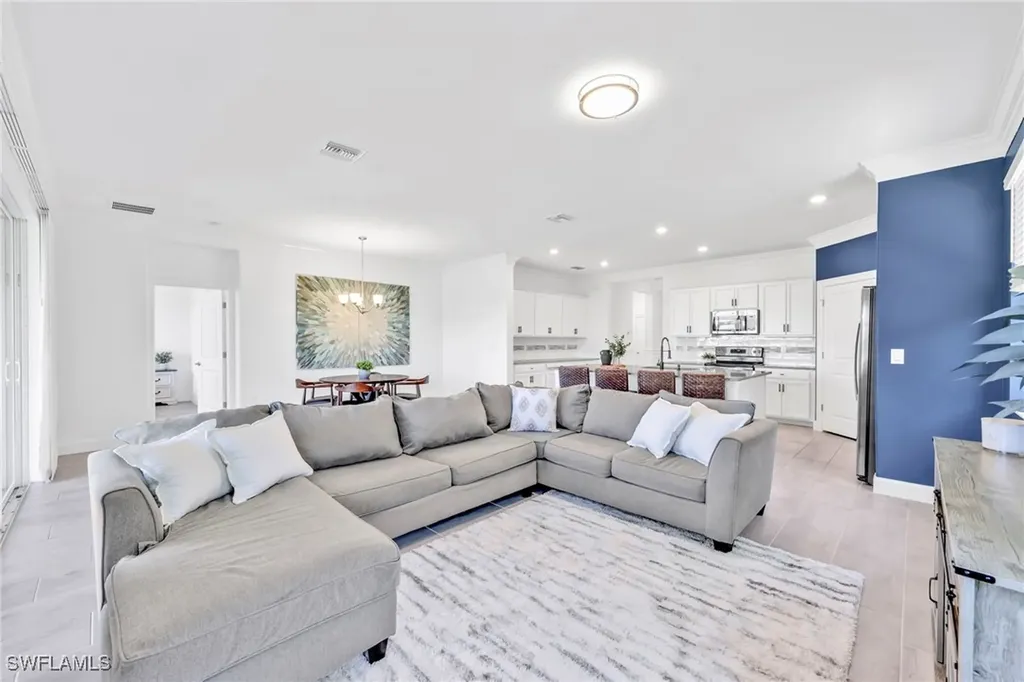 2127 Hamlin Street Naples FL 34120