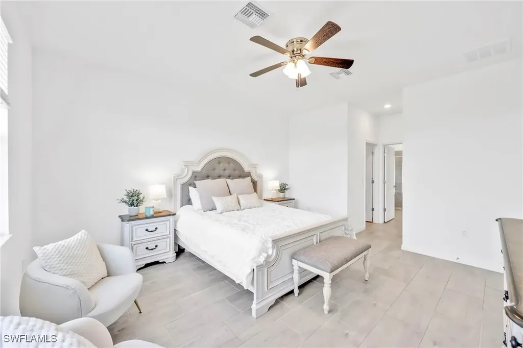 2127 Hamlin Street Naples FL 34120