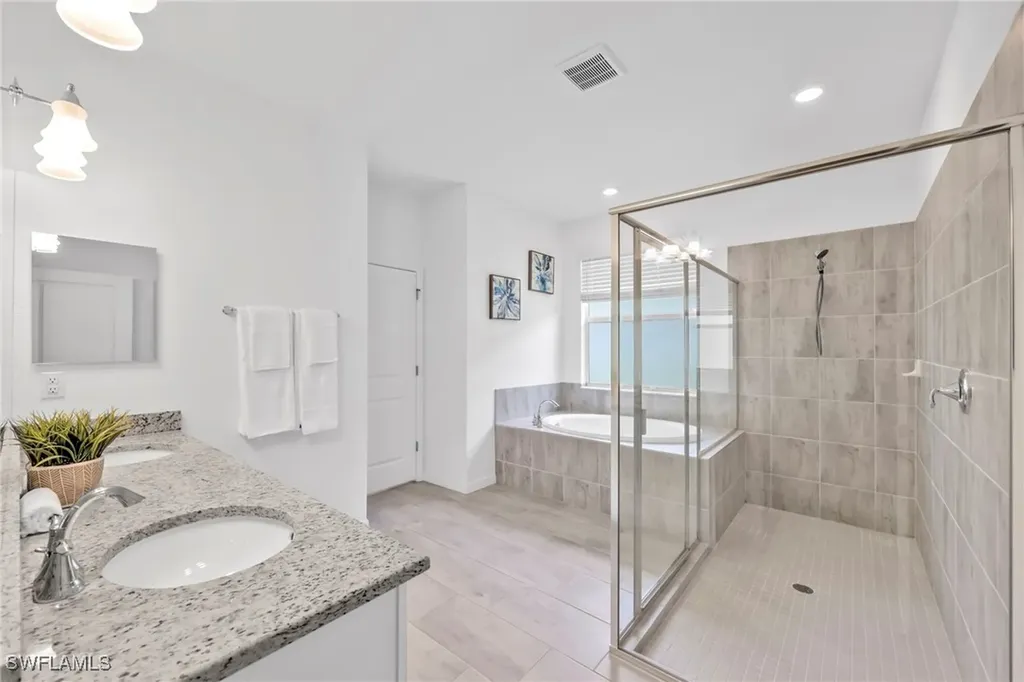 2127 Hamlin Street Naples FL 34120