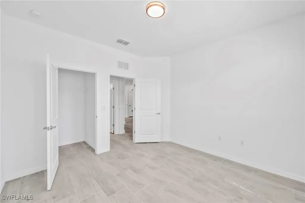 2127 Hamlin Street Naples FL 34120