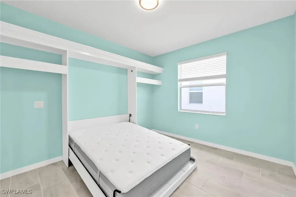 2127 Hamlin Street Naples FL 34120