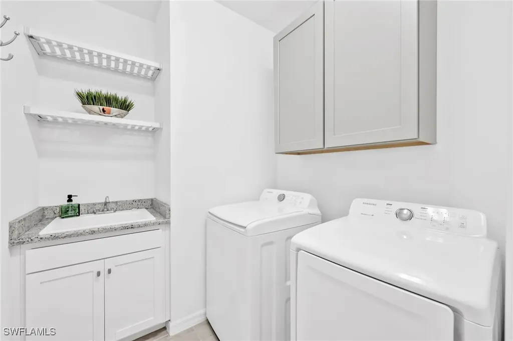 2127 Hamlin Street Naples FL 34120