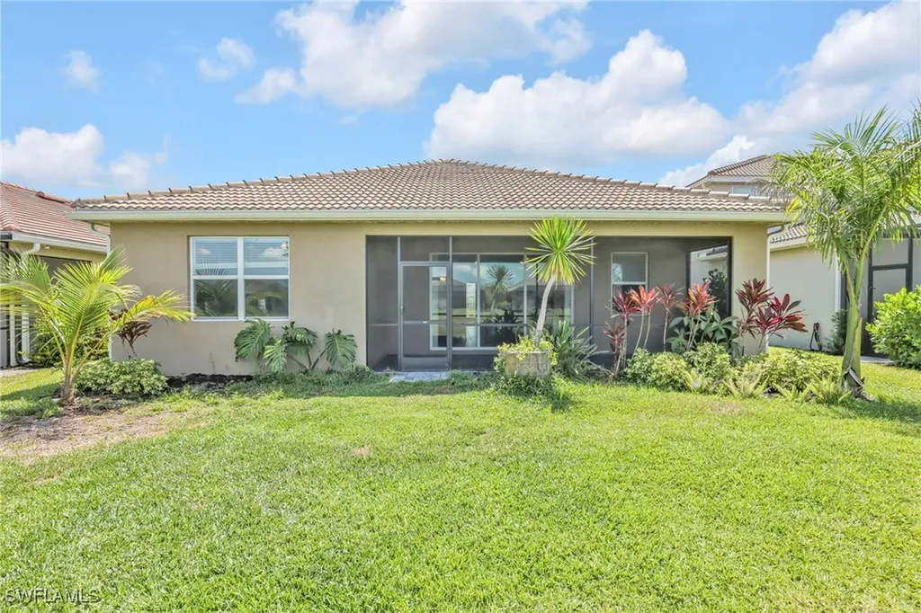 2127 Hamlin Street Naples FL 34120