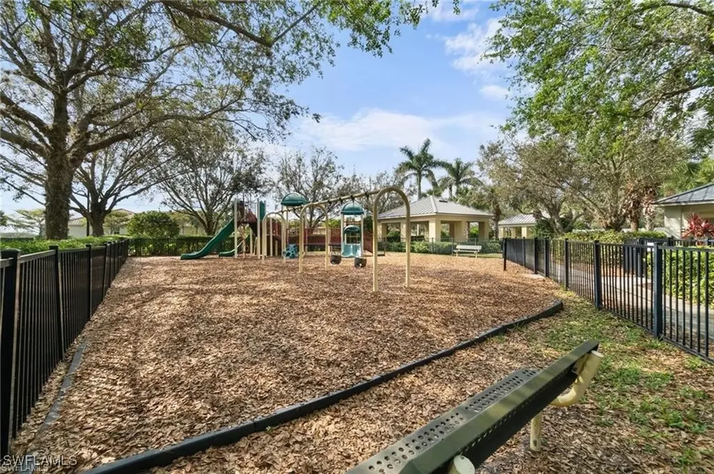 2127 Hamlin Street Naples FL 34120