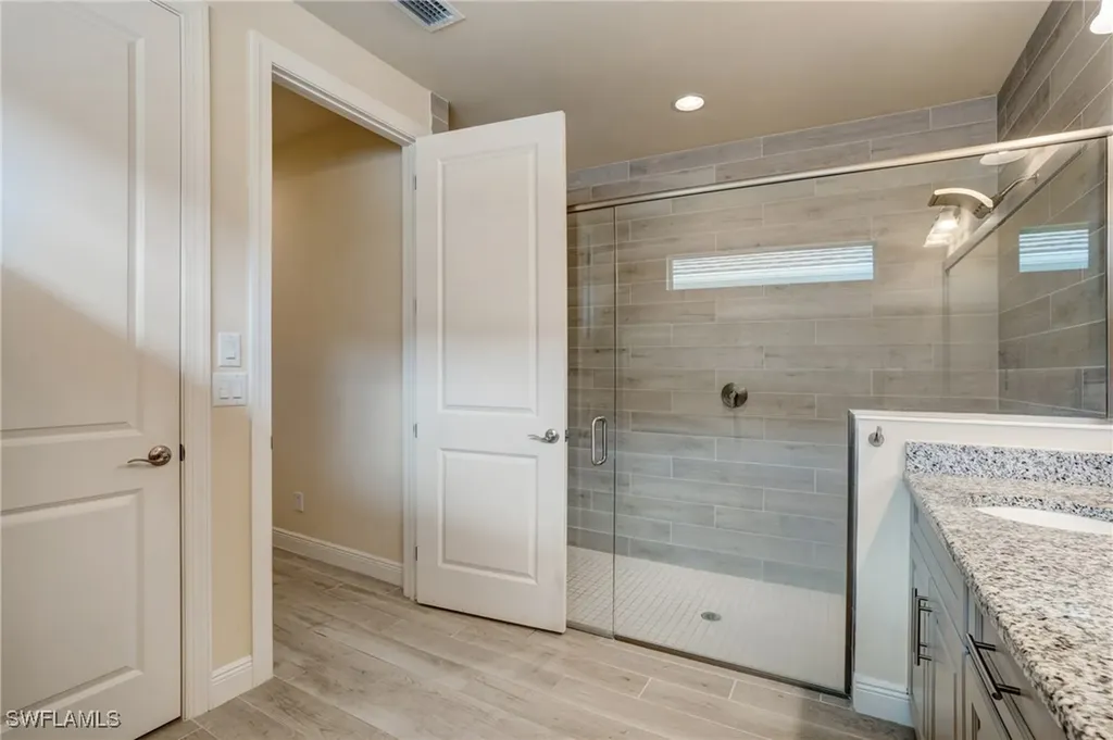 9292 Cayman Drive Naples FL 34114