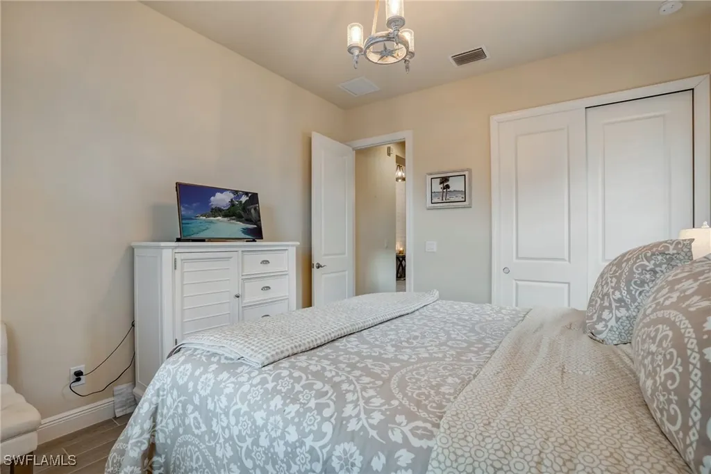 9292 Cayman Drive Naples FL 34114