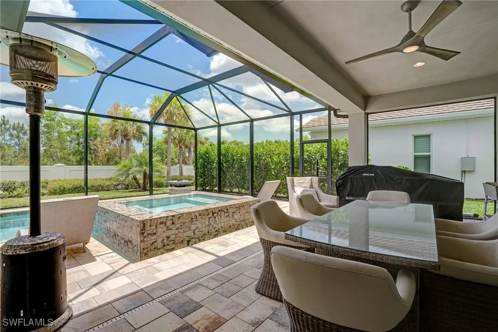 9292 Cayman Drive Naples FL 34114