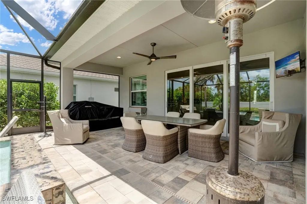 9292 Cayman Drive Naples FL 34114