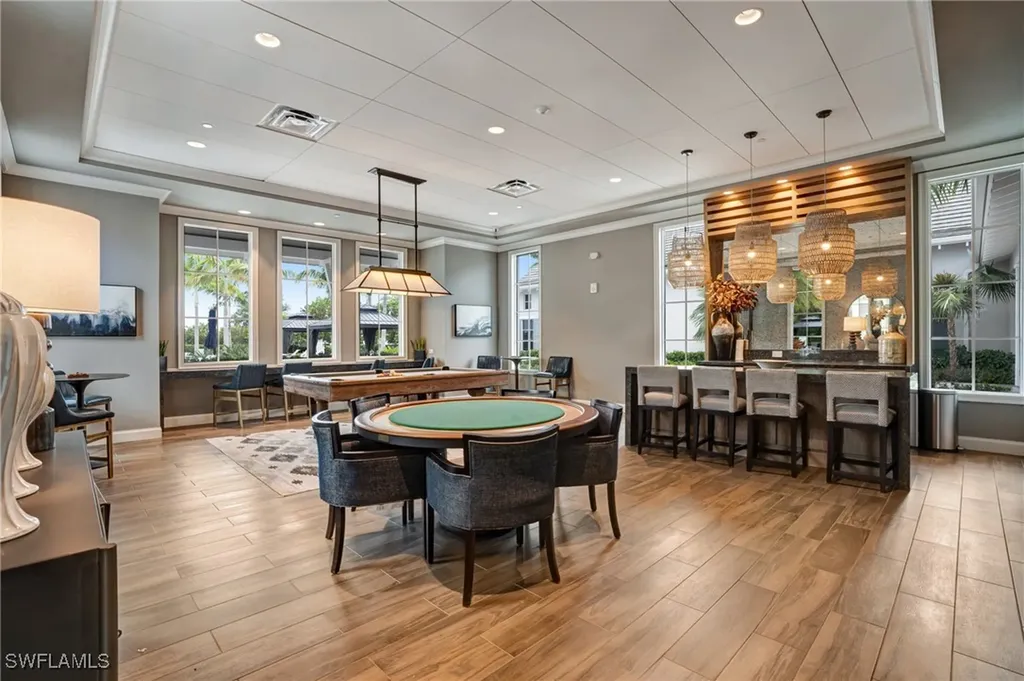 9292 Cayman Drive Naples FL 34114