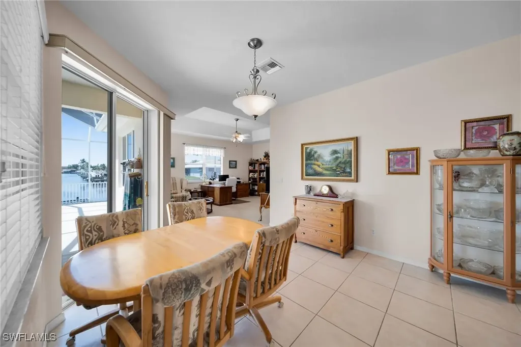 2010 SE 13th Terrace Cape Coral FL 33990