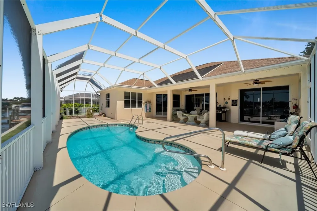 2010 SE 13th Terrace Cape Coral FL 33990