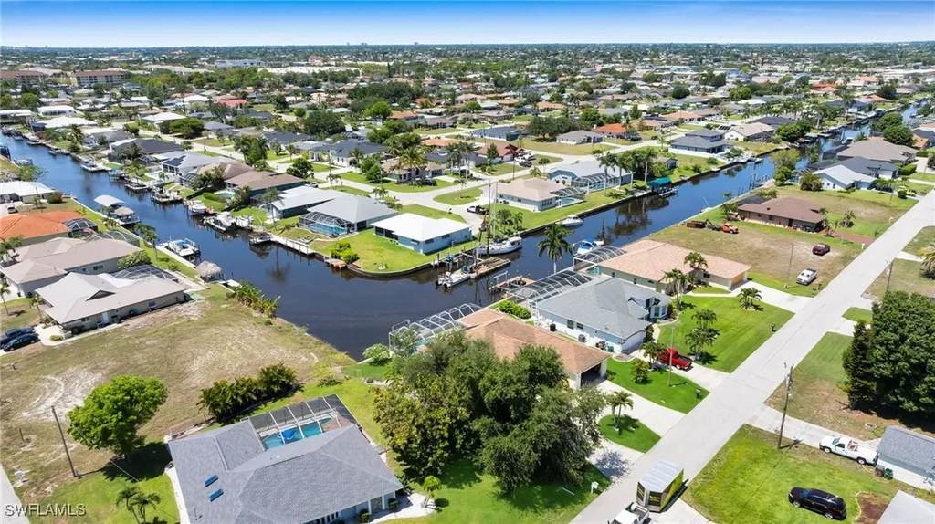 2010 SE 13th Terrace Cape Coral FL 33990