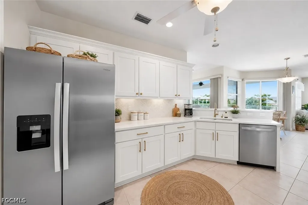 2010 SE 13th Terrace Cape Coral FL 33990