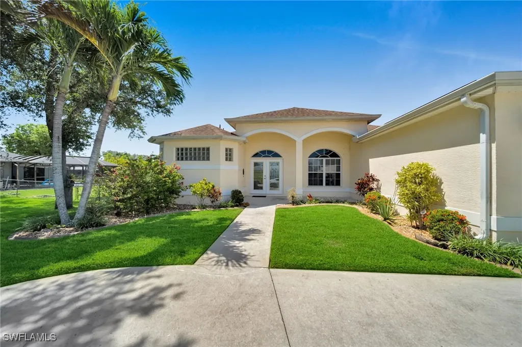 2010 SE 13th Terrace Cape Coral FL 33990