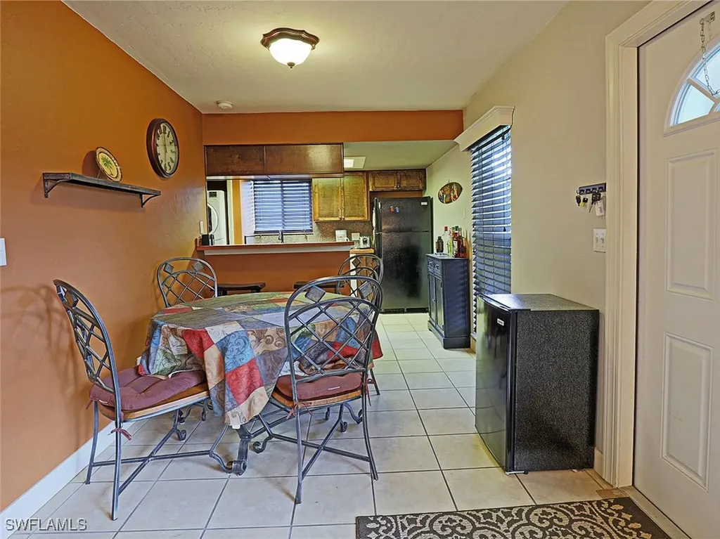 5804 Newfoundland Fort Myers FL 33919
