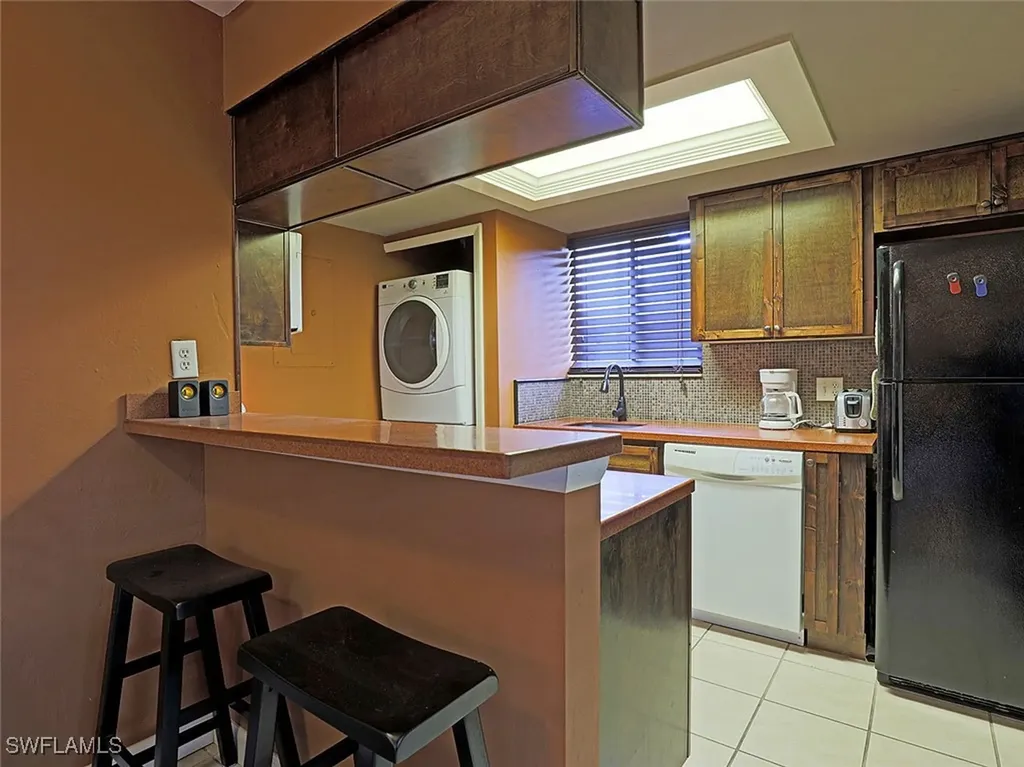 5804 Newfoundland Fort Myers FL 33919