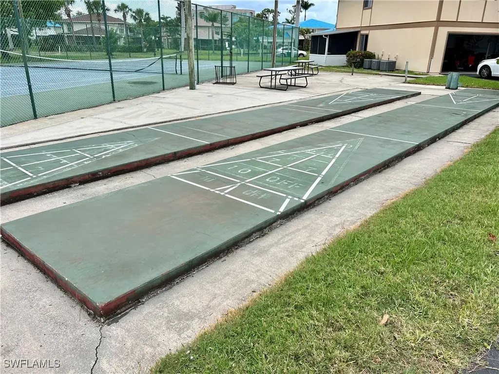 5804 Newfoundland Fort Myers FL 33919