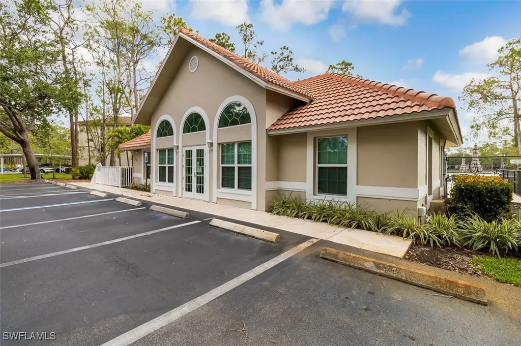 5708 Deauville Circle Naples FL 34112