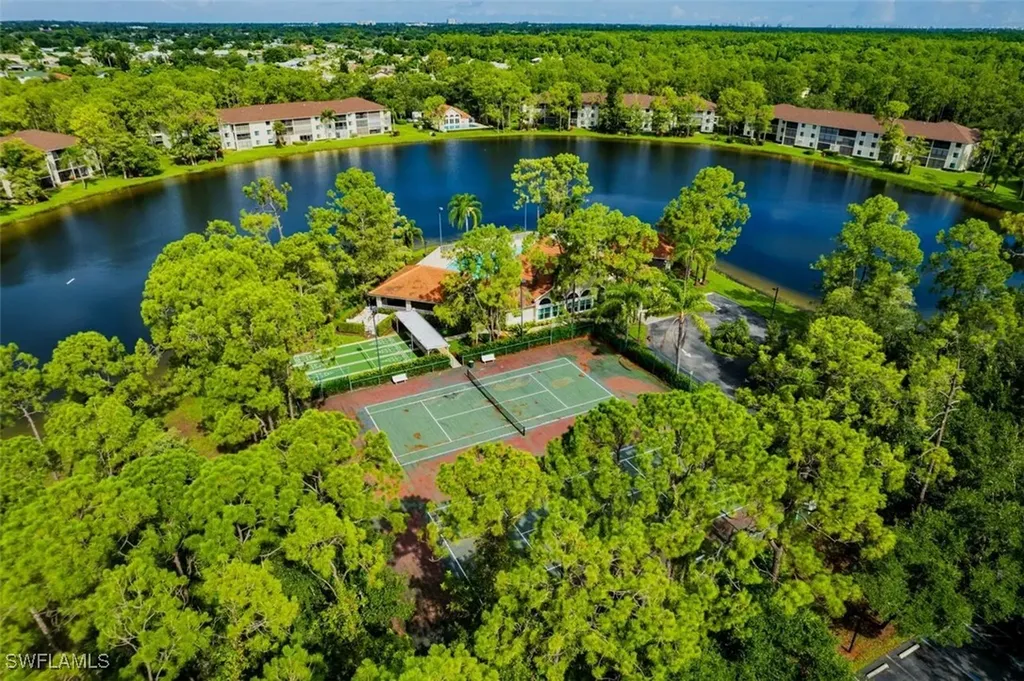 5708 Deauville Circle Naples FL 34112