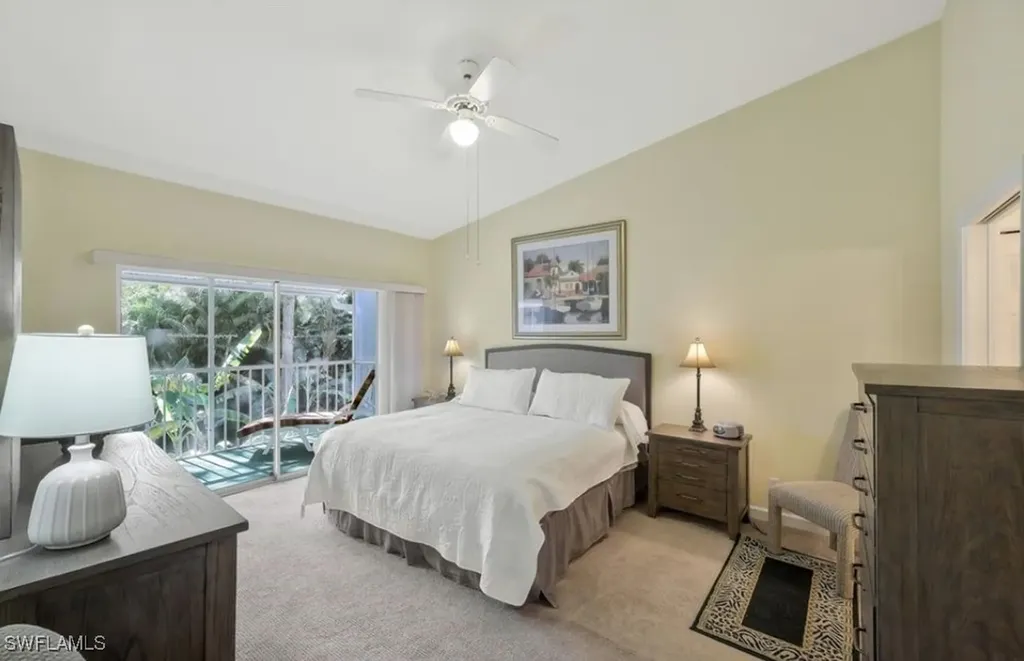 2305 Hidden Lake Drive Naples FL 34112