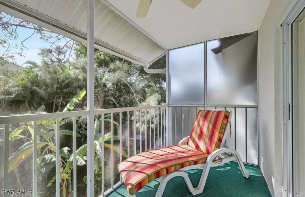 2305 Hidden Lake Drive Naples FL 34112