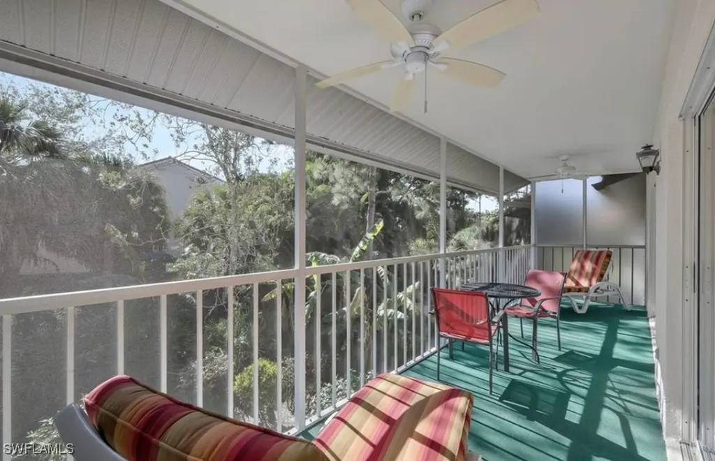 2305 Hidden Lake Drive Naples FL 34112