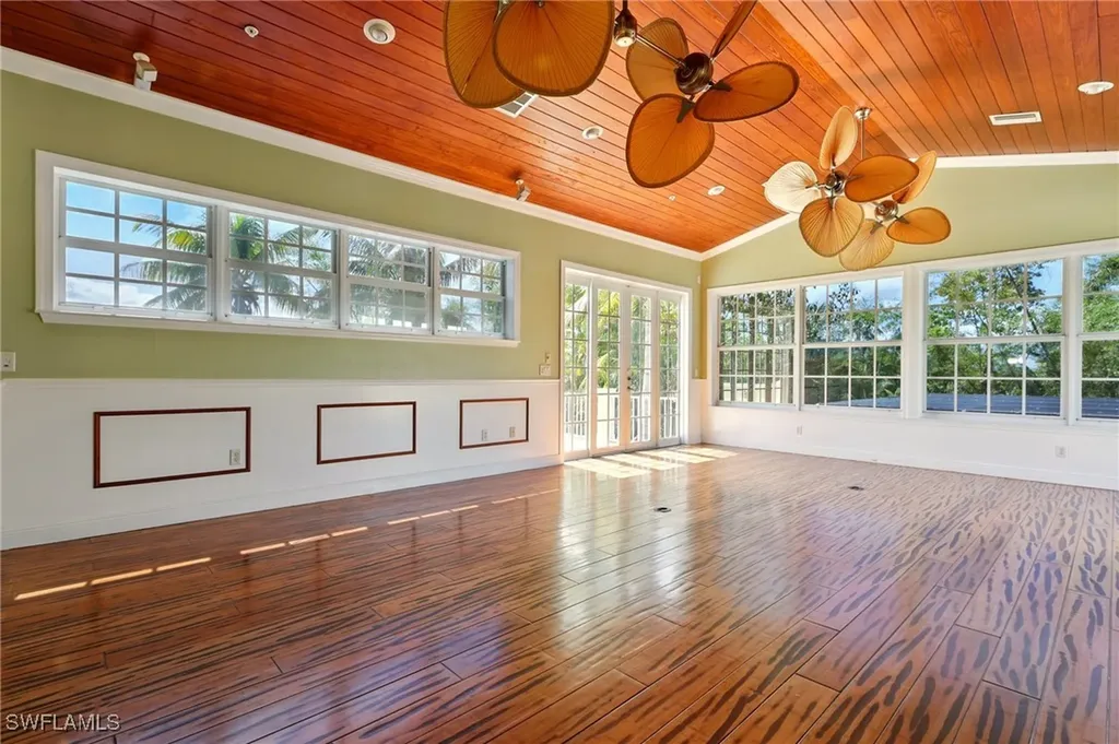 5697 Bay Point Road Bokeelia FL 33922