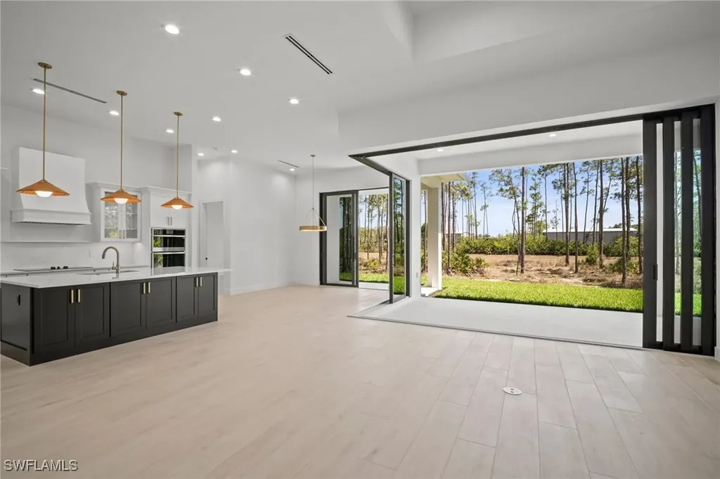 25400 Divot Drive Bonita Springs FL 34135