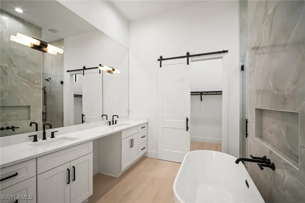 25400 Divot Drive Bonita Springs FL 34135