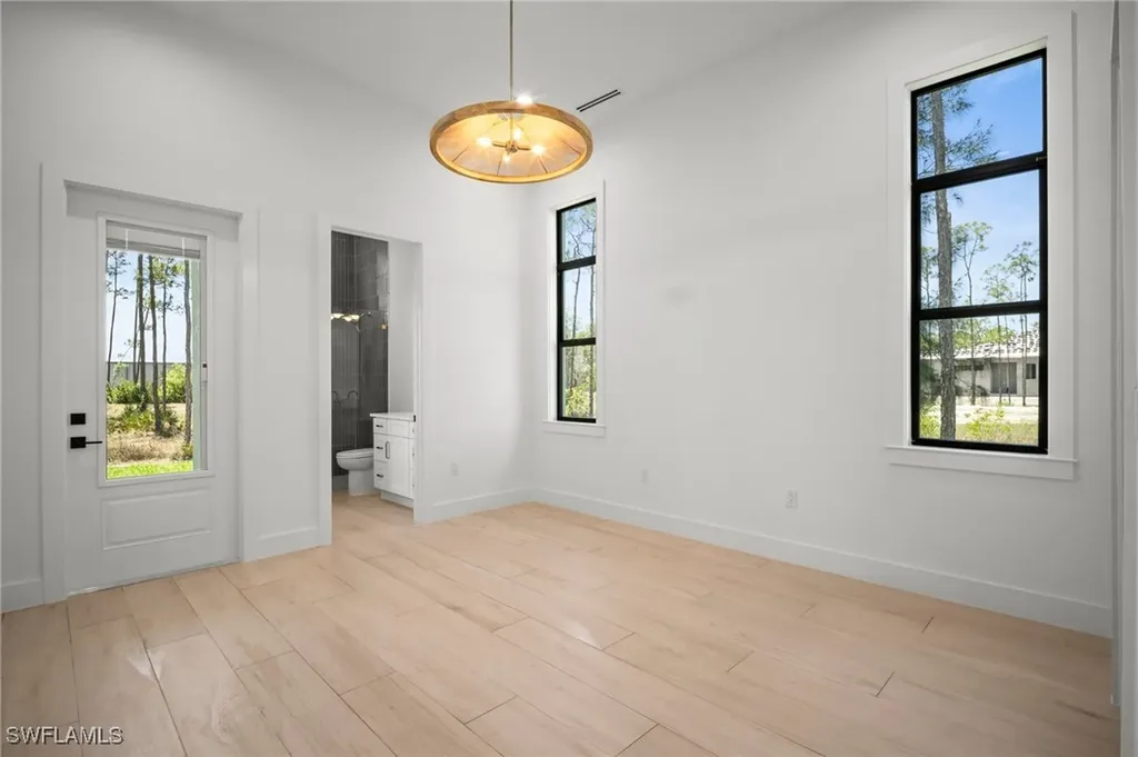 25400 Divot Drive Bonita Springs FL 34135