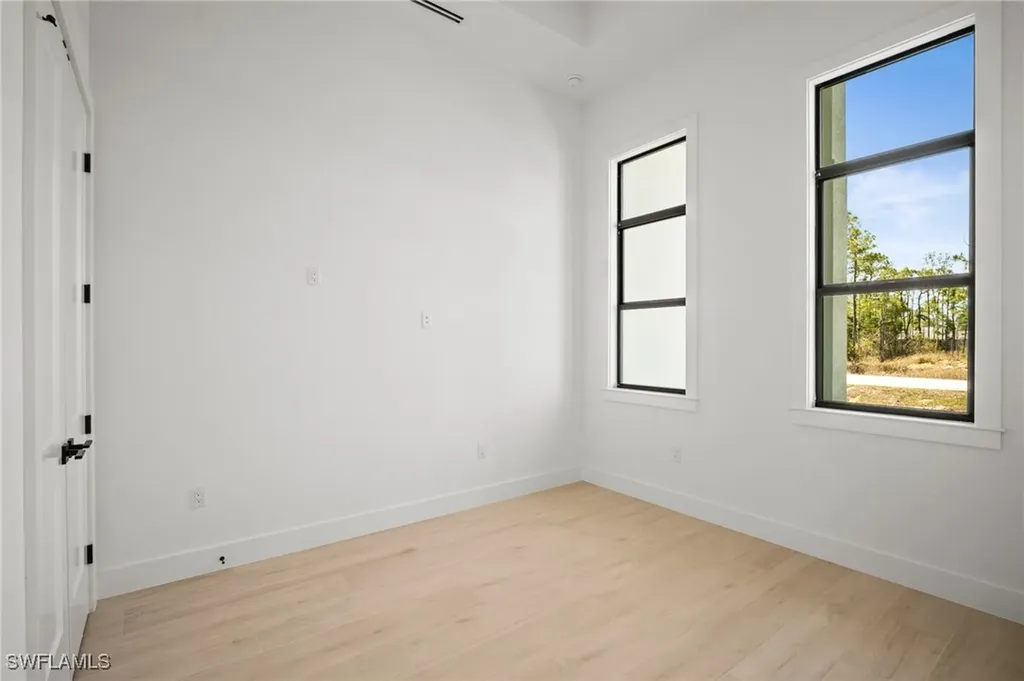 25400 Divot Drive Bonita Springs FL 34135