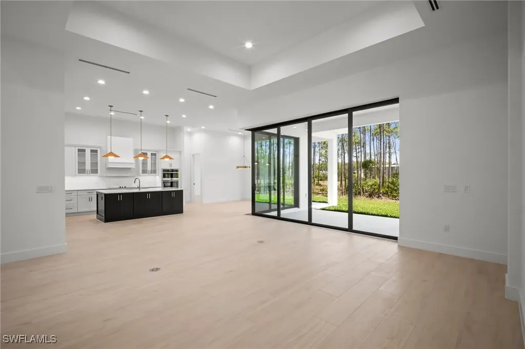 25400 Divot Drive Bonita Springs FL 34135