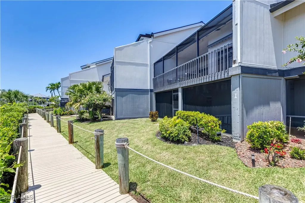 17060 Marina Cove Lane Fort Myers FL 33908