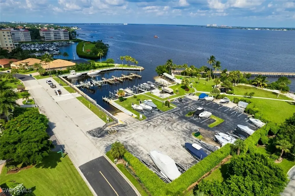 14817 Laguna Drive Fort Myers FL 33908