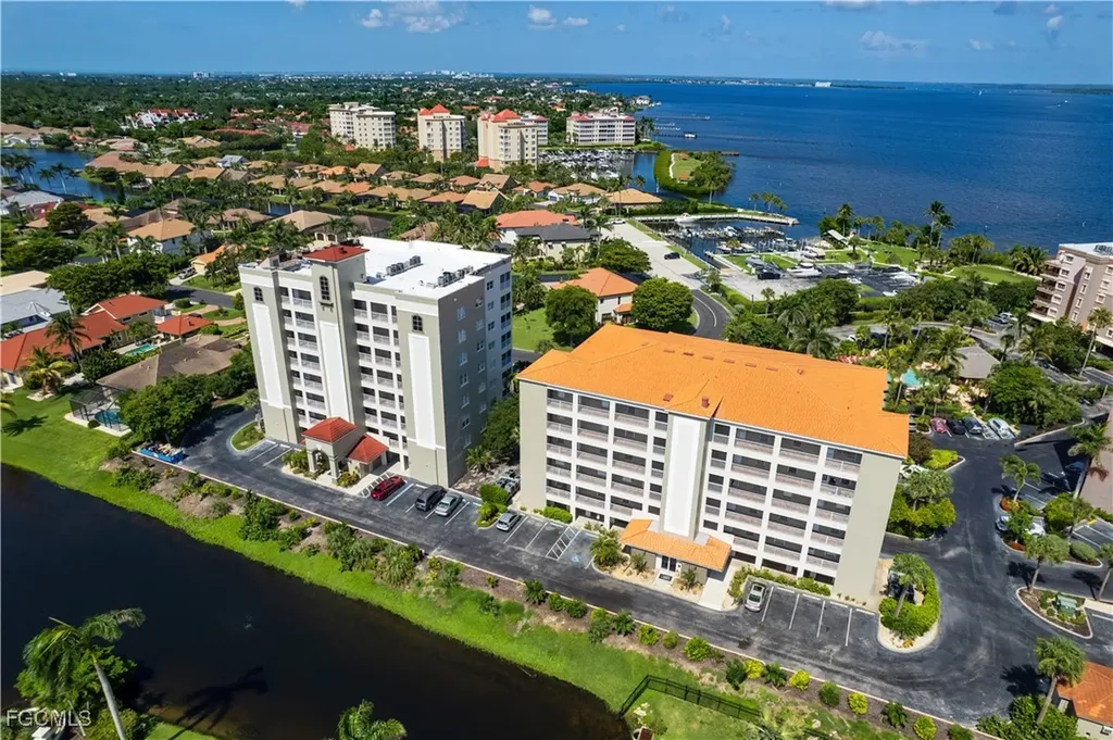 14817 Laguna Drive Fort Myers FL 33908
