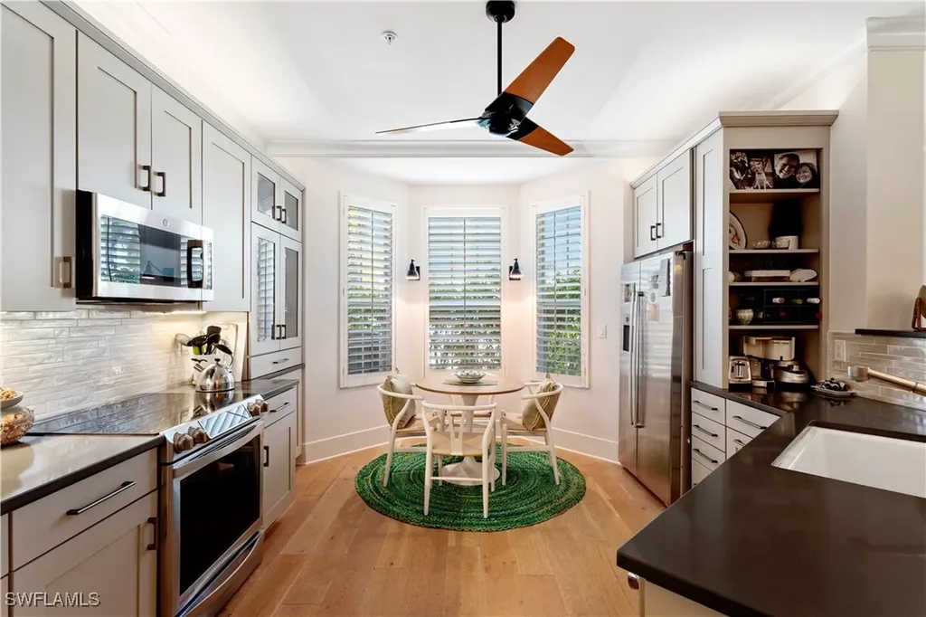 838 9th Avenue S Naples FL 34102