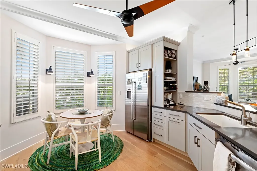 838 9th Avenue S Naples FL 34102