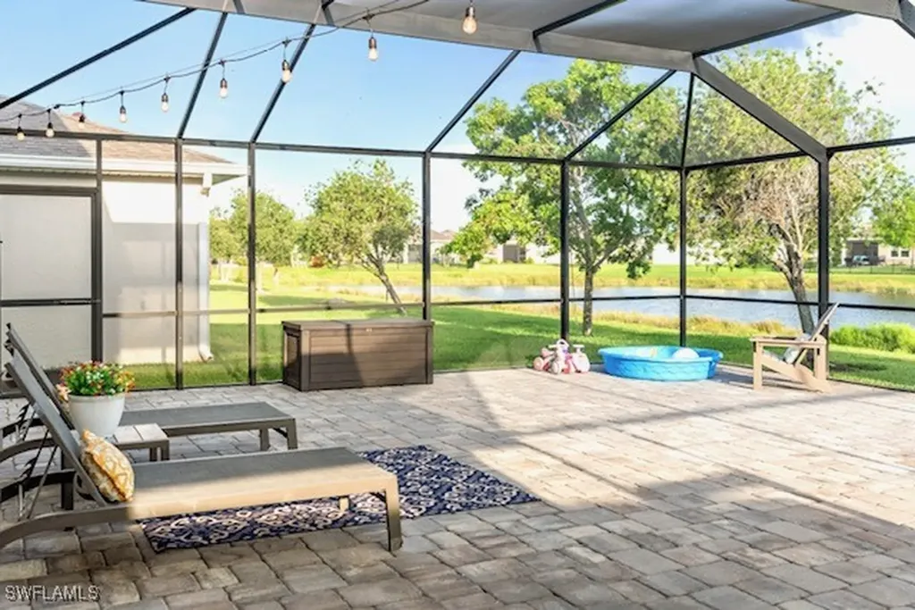 3490 Acapulco Circle Cape Coral FL 33909