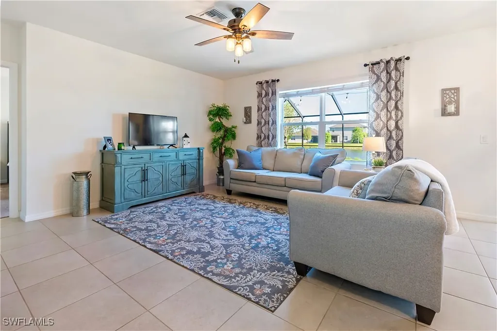 3490 Acapulco Circle Cape Coral FL 33909