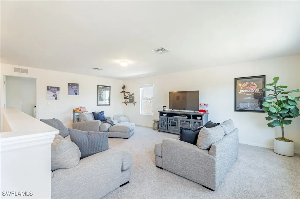 3490 Acapulco Circle Cape Coral FL 33909