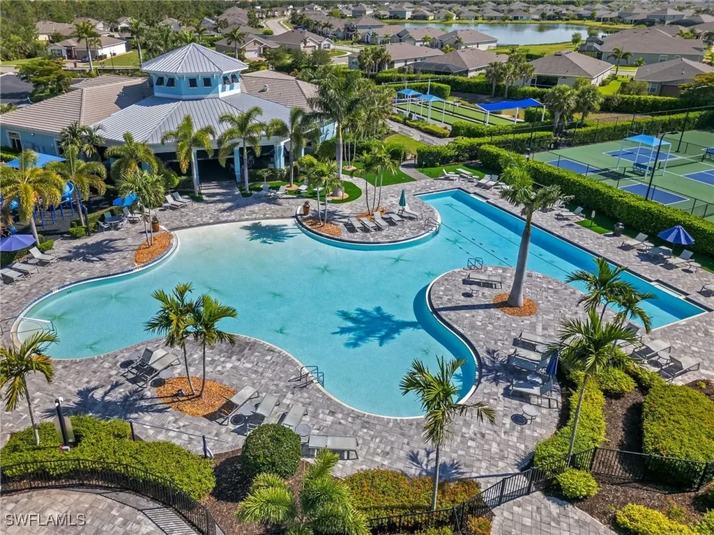 3490 Acapulco Circle Cape Coral FL 33909