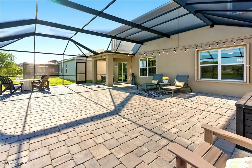 3490 Acapulco Circle Cape Coral FL 33909