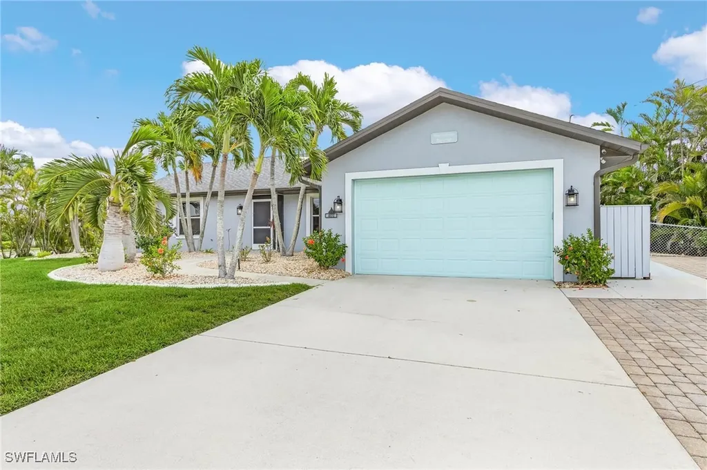 401 SW 38th Place Cape Coral FL 33991