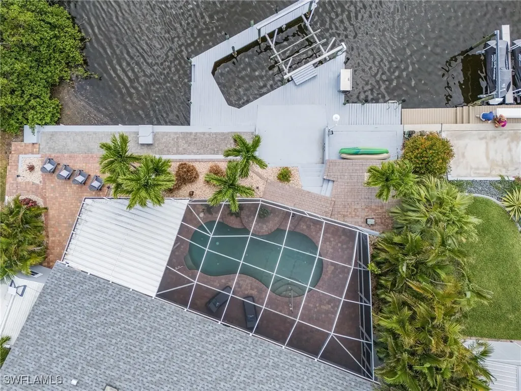 401 SW 38th Place Cape Coral FL 33991