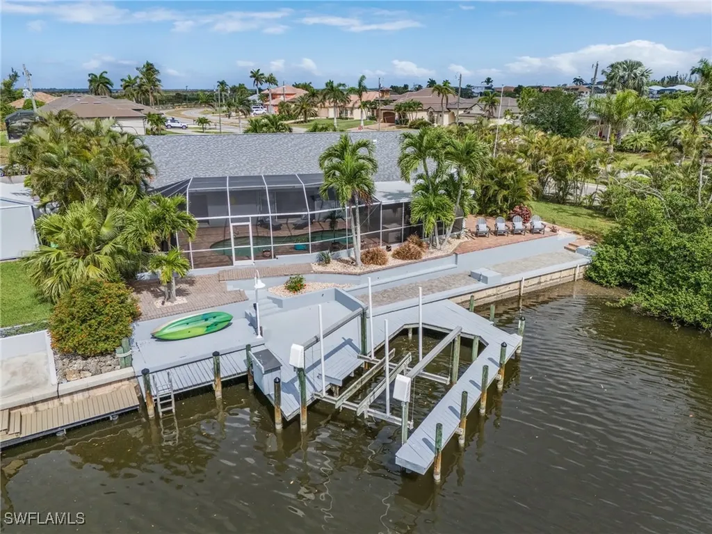 401 SW 38th Place Cape Coral FL 33991